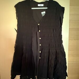 TALULAH Black Ruched Buttoned Blouse